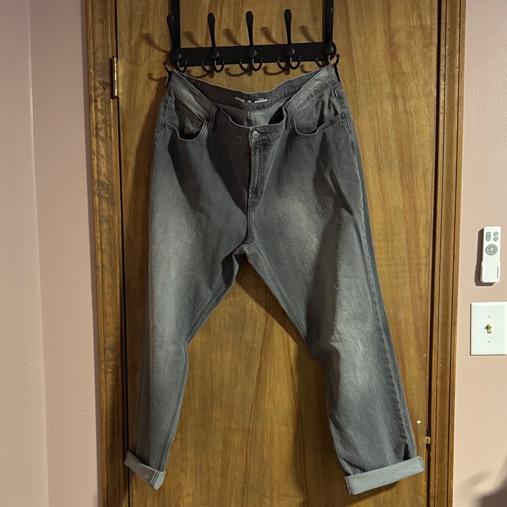 Old Navy Women's Gray Boyfriend Jeans